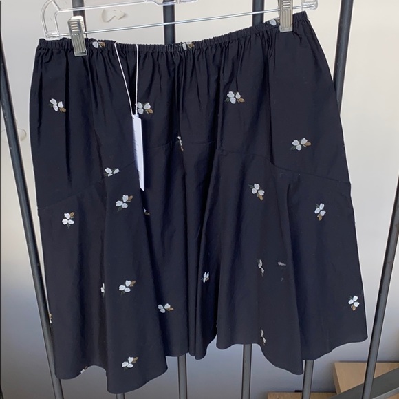 Knee length skirt - Picture 2 of 4